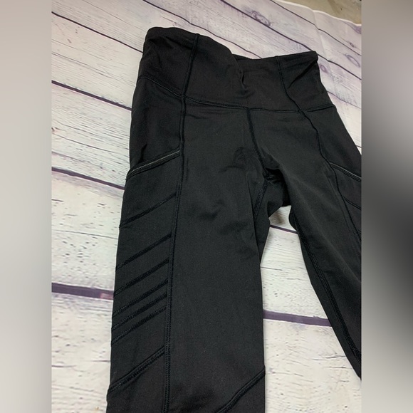 Lululemon Leggings with Pockets - Picture 3 of 5